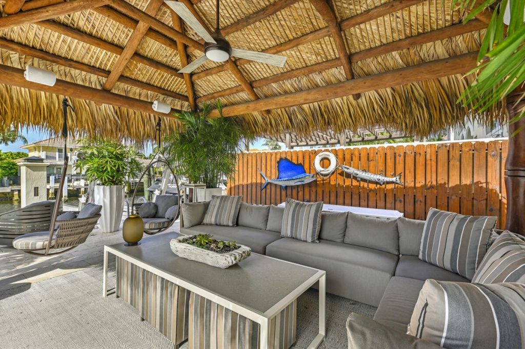 Waterfront New Build: Tropic Isle — image 6